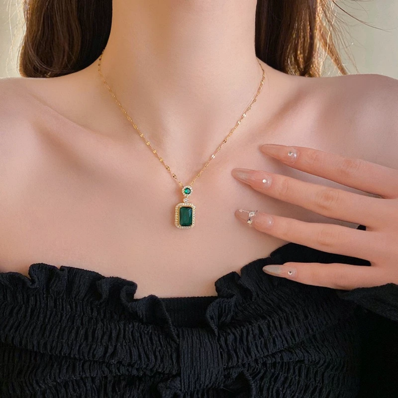💥 EDICIÓN LIMITADA❗️  | Collar Retro Zircon Verde