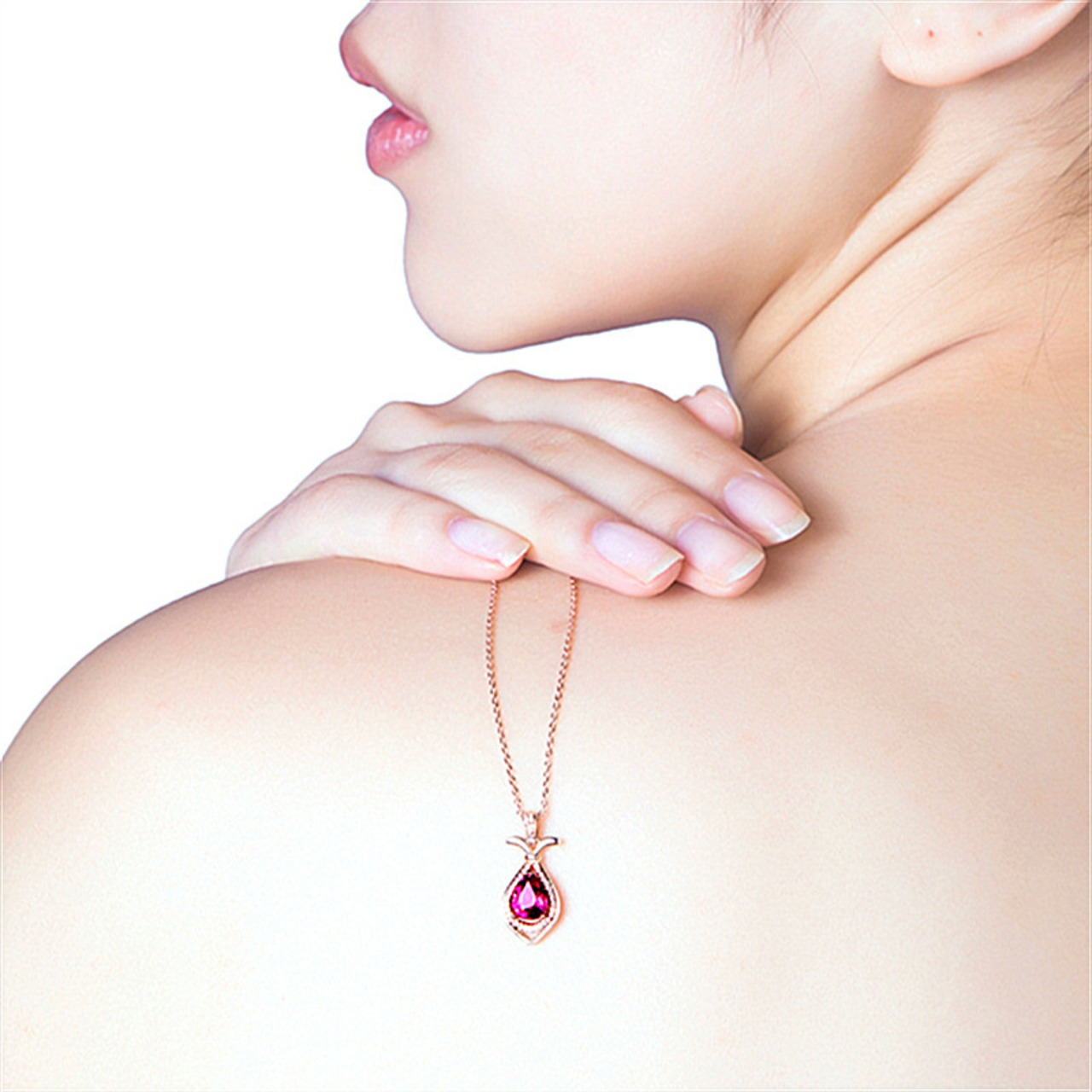 💥 EDICIÓN LIMITADA❗️  | Colgante Rubí Chic Elegante